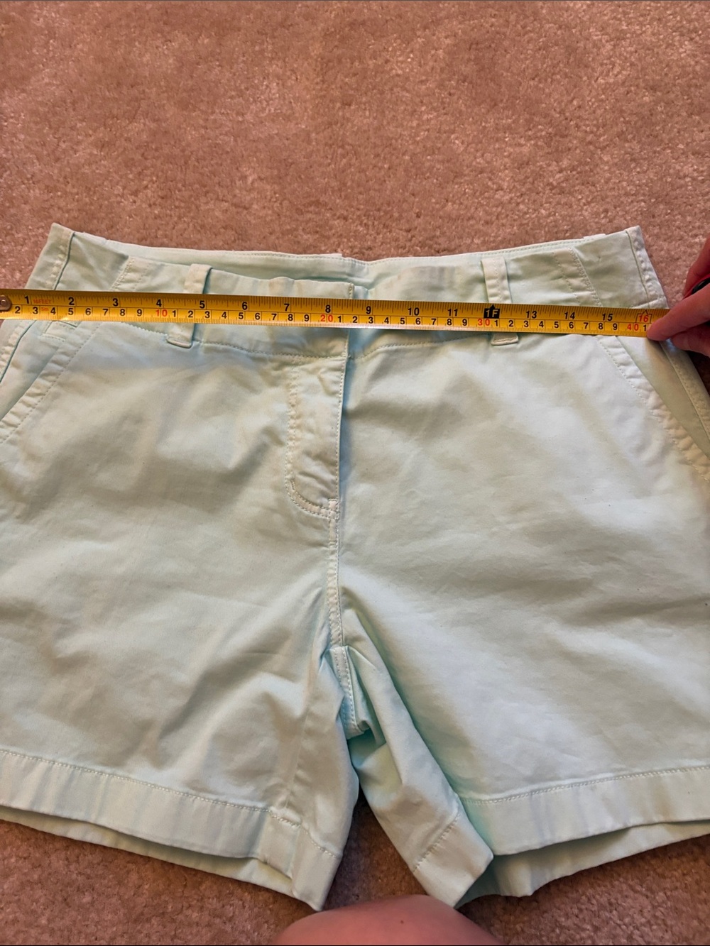 Vineyard vines women’s shorts - Picture 7 of 7